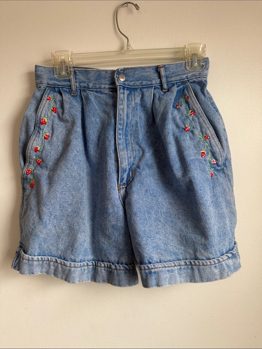 Vintage OBR Embroidered Strawberry Denim Shorts | High Waist | Size 8